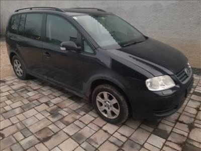 Volkswagen Touran I Vw Touran 1.9pdtdi BLS alkatrészei eladók! 