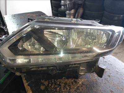 Nissan X-trail T32 Bal fényszóró 