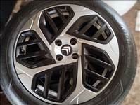  4x108 lyukosztású 18" újszerű alufelni, rajta 195/60 újszerű Goodyear nyári gumi 