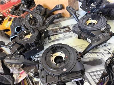 BMW 1-es sorozat E81, E82, E87, E88 Bmw e87 kormánykapcsoló 6962662