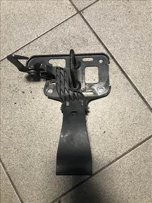 Audi A5 (B8 - 8T) géptető nyitó