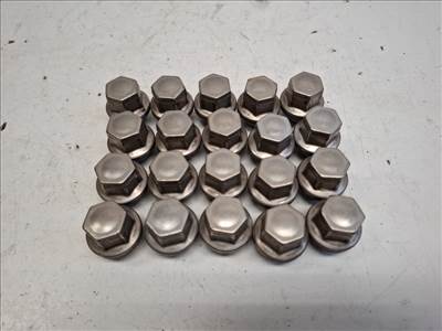 Ford Focus  Kerékanya