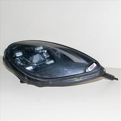 Porsche Macan jobb oldali LED fényszóró