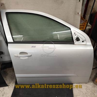 Opel Astra H jobb első ajtó. Z157. Faceliftes, téglalap stekker.