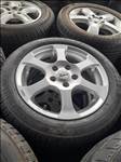  5x114.3 lyukosztású 16" újszerű alufelni, rajta 205/50 használt téli gumi gumi 
