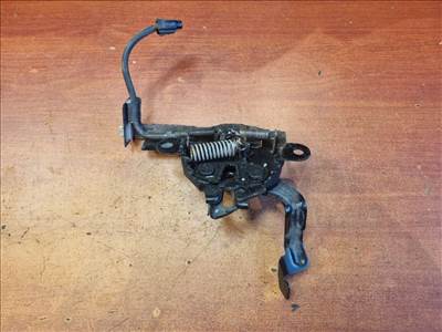 TOYOTA C-HR Motorháztető Zárszerkezet