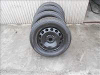  16" használt (gyári felni) lemezfelni, rajta 205/55 újszerű Roadstone négyévszakos gumi gumi 