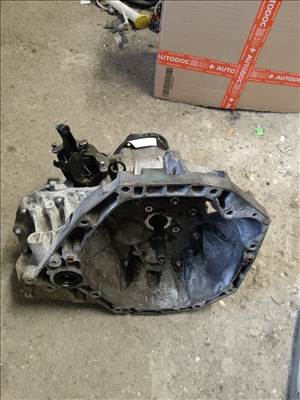 Renault Kangoo II 1.5 dCi váltó  jr5301