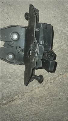 2011 Opel  J astra kombi csomagtér zárbetét 