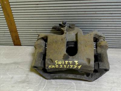 SUZUKI SWIFT 96-05 Jobb első féknyereg munkahengerrel