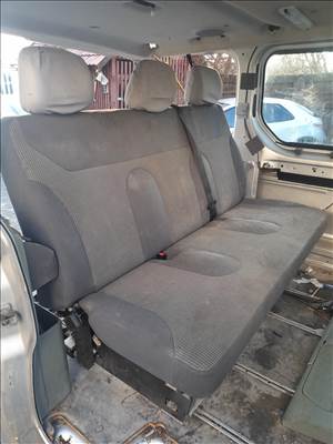 Opel vivaro ággyá alakítható hátsó ülés