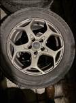  5x108 lyukosztású 16" használt alufelni, rajta 215/50 használt gumi 