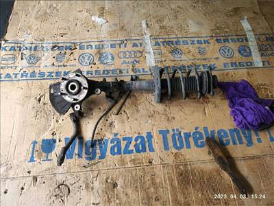 HYUNDAI i40 Bal Gólyaláb Csonkállvánnyal 546513Z430