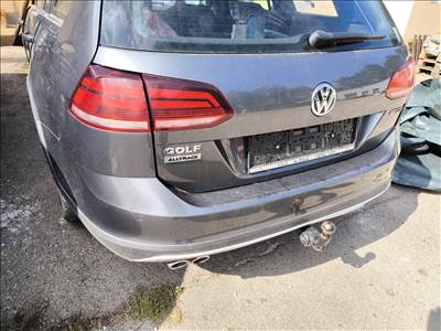 Volkswagen Golf VII csomagtér ajtó - LR7H