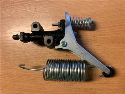 Mazda B2500 fékerőszabályozó 