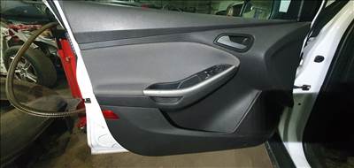 Ford Focus mk3 ajtókárpit szett 