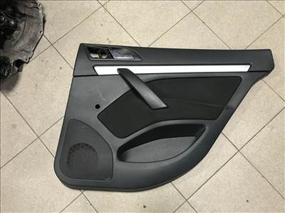 Skoda Octavia II Kombi / jobb hátsó ajtókárpit