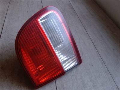 SEAT LEON 99- Jobb belső hátsó lámpa