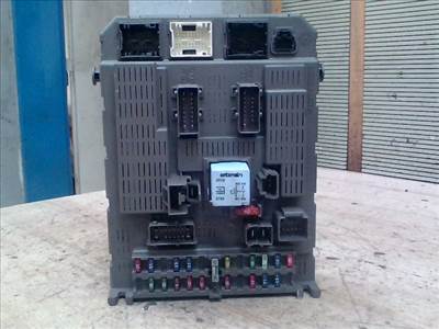 FIAT ULYSSE 02.07- Biztosítéktábla BCM BSI BSM SAM GEM modul Utastér