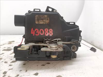 VW NEW BEETLE (9C1/ 1C1) 1.6 Bal első Ajtózár #43088# 3B1837015A