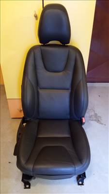 Volvo V60 Plugin Hybrid ülés 