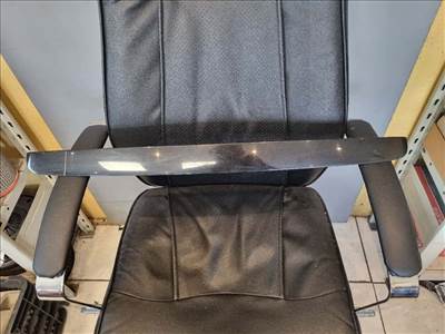 Volvo S40 II csomagtérajtó mikrokapcsoló 30699681