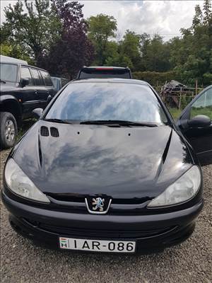 Eladó Peugeot 206 75 (1360 cm³, 75 PS)