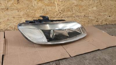 2008 Audi Q7 jobb oldali xenon fényszóró  4l0941004e