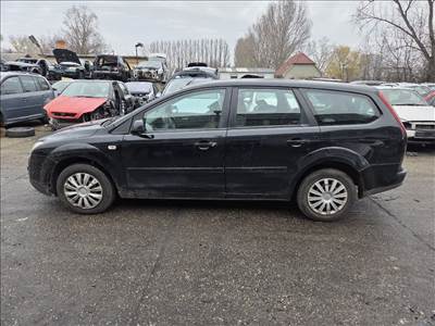 Ford Focus Mk2 1.6 TDCi ajtó 