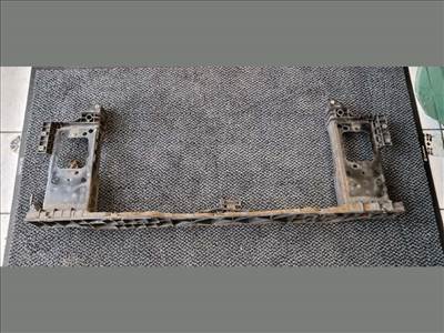 Hyundai i30 kupé alsó kereszttartó