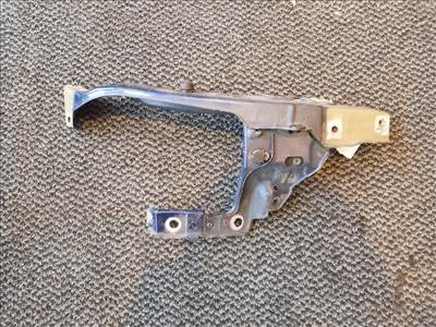 Opel Astra H jobb első fényszórókeret 93189086