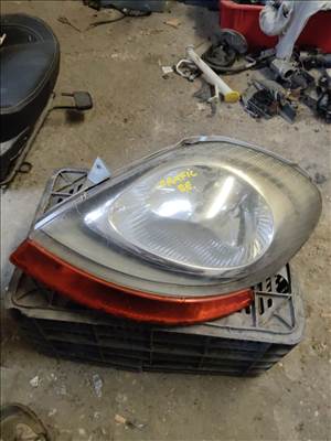 Renault Trafic I Bal fényszóró  7700311371