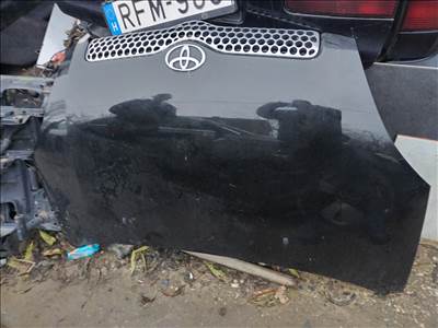 Toyota Yaris (XP10) Motoháztető