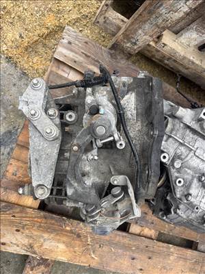 Opel Astra H, Opel Zafira B M32 manuális váltó 