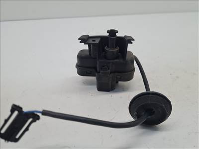Volkswagen Golf VI tankajtó nyitó motor (28531) 5n0810773d