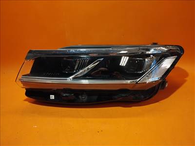 Vw Touareg bal led lámpa 761941035 (S7.160.1219R)a