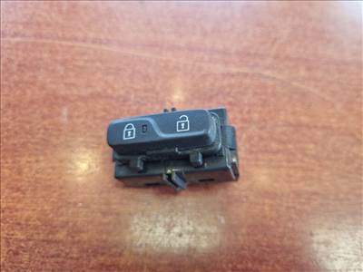 VOLVO V60, VOLVO V40, VOLVO S60 II Jobb oldali Központizár Kapcsoló