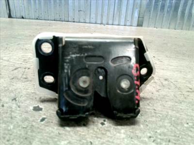 SUZUKI WagonR+ Csomagtérajtó zárszerkezet