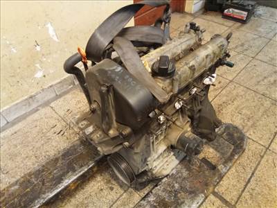 VOLKSWAGEN golf iv. motor. benzin fűzött blokk hengerfejjel