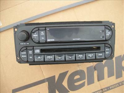 Chrysler Voyager RG  CD-s rádió  2001-2007 p05091610ad