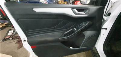 Ford Focus mk4 ajtókárpit szett 