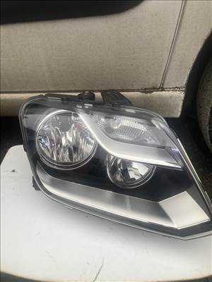 Volkswagen Amarok jobb fényszóró 