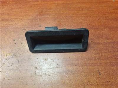 Ford Fiesta VII, Ford Focus II, Ford Mondeo IV csomagtérajtó mikrokapcsoló