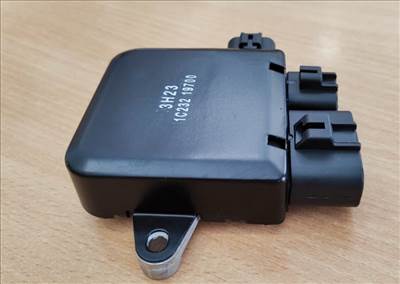 Mitsubishi Lancer VII 1.6 MItsubishi hűtővezérlő elektronika 1355a124