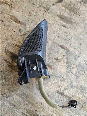 Volkswagen Golf VI Jobb első visszapillantó tükör burkolat magasha 5k0837994