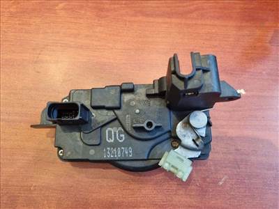 Opel Astra H, Zafira B jobb első ajtózár 13210749