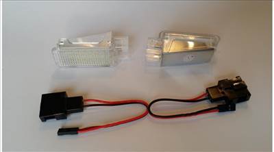 Skoda Fabia Octavia Roomster Superb Yeti fehér SMD LED kilépőfény világítás