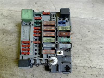 PEUGEOT 406 Biztosítéktábla BCM BSI BSM SAM GEM modul Motortér