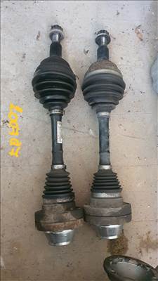 2007 Audi Q7 3.0 Tdi Jobb és bal első féltengely  7l0407271e