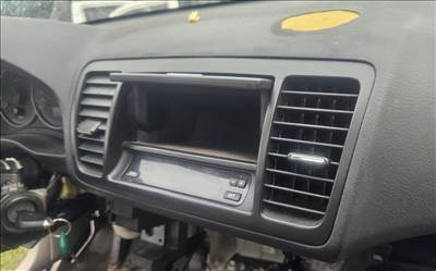 Subaru Outback III (BL/BP), Subaru Legacy IV Középső szellöző és Kijelző 